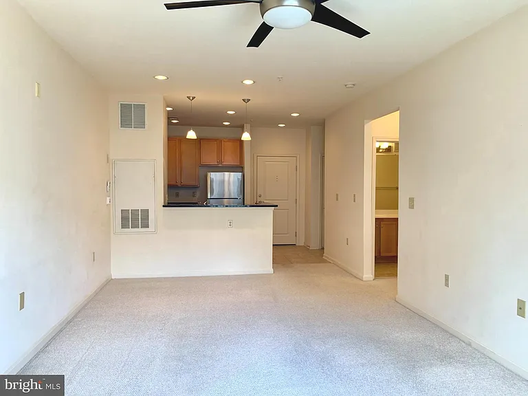 2655 Prosperity Ave #318 — Photo 14