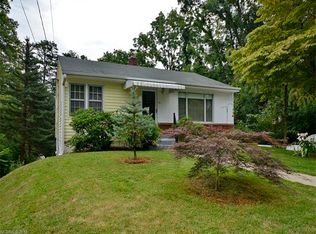 41 Merion Dr, Asheville, NC 28806