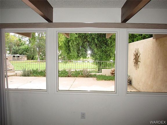 3rd image of 2597 Country Club Dr