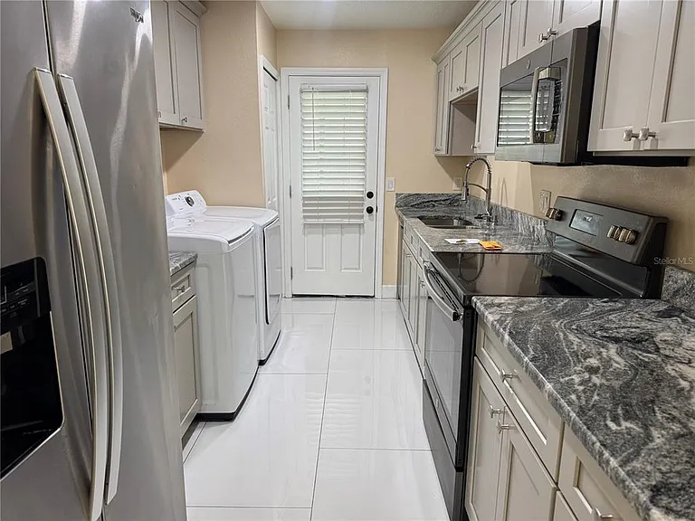 725 Northlake Blvd #18 — Photo 3