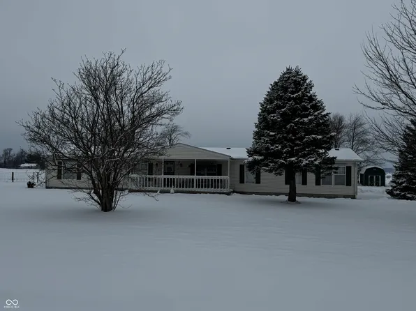 7600 Meadowview Ln, Martinsville, IN 46151