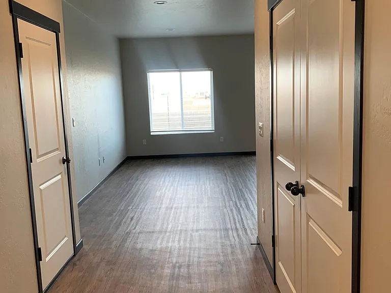 7910 Budsage Dr — Photo 2
