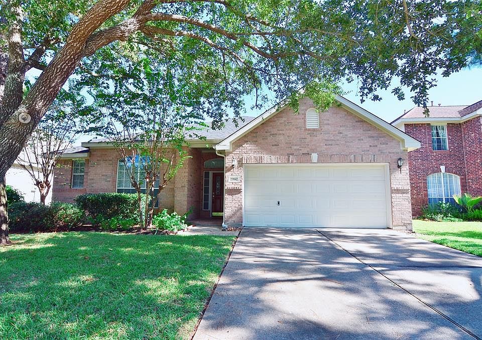 1st image of 23842 River Place Dr