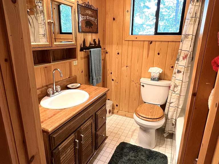 1335 Silver Fork Ave — Photo 35