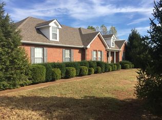 8972 Cedar Grove Rd, Cross Plains, TN 37049