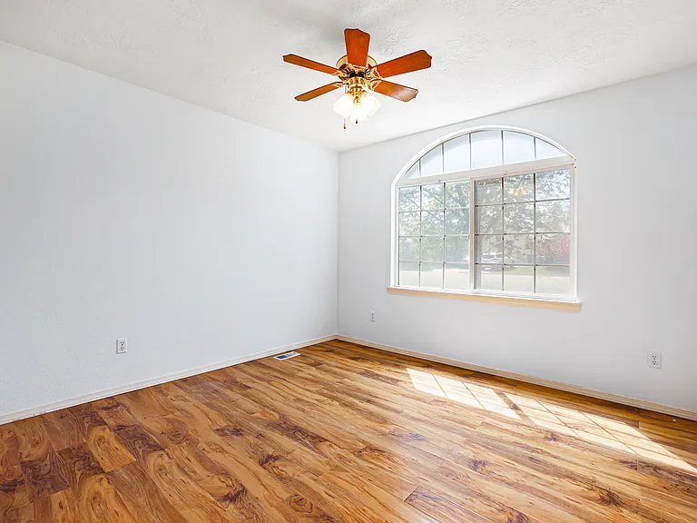658 N Katie Way — Photo 26