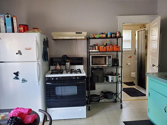 2nd image of 313 Park Ave APT 2