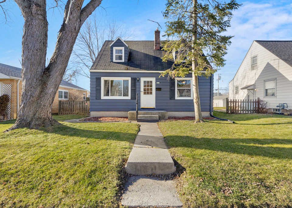 1st image of 3727 N 99th St