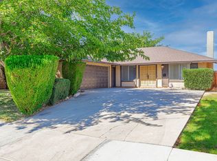 39015 Deer Run Rd, Palmdale, CA 93551
