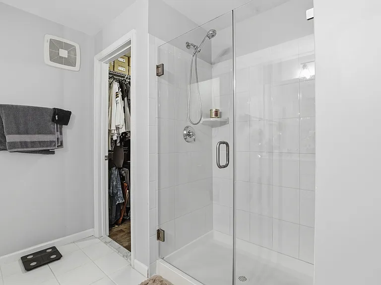 2739 Pinebrook Rd — Photo 32