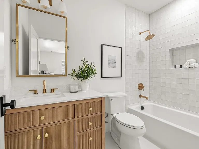 2771 Guthrie St SE — Photo 48