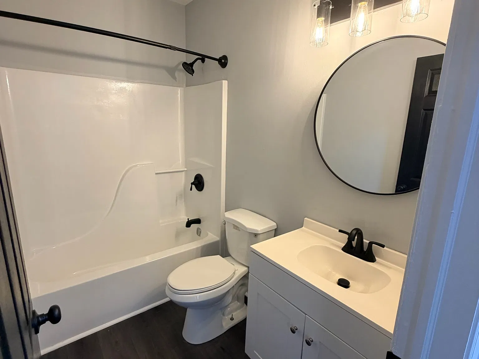 3 bed, $1,950 — Photo 4