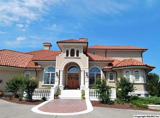 1024 Moss Hill Cir, Guntersville, AL 35976