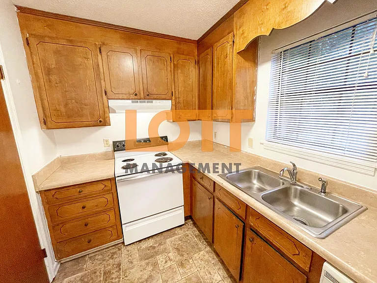 31 Saint Mark Rd — Photo 8