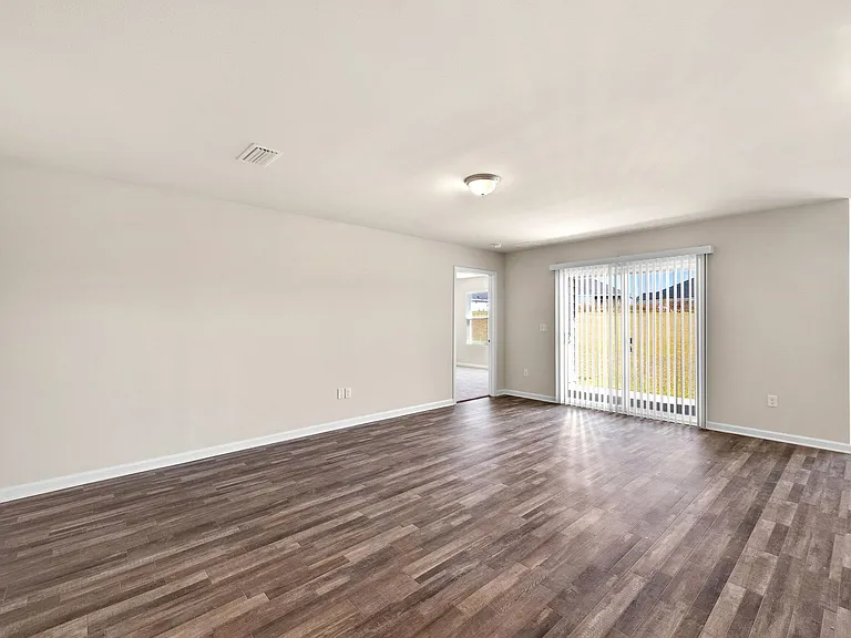 511 Whispering Creek Ave — Photo 20