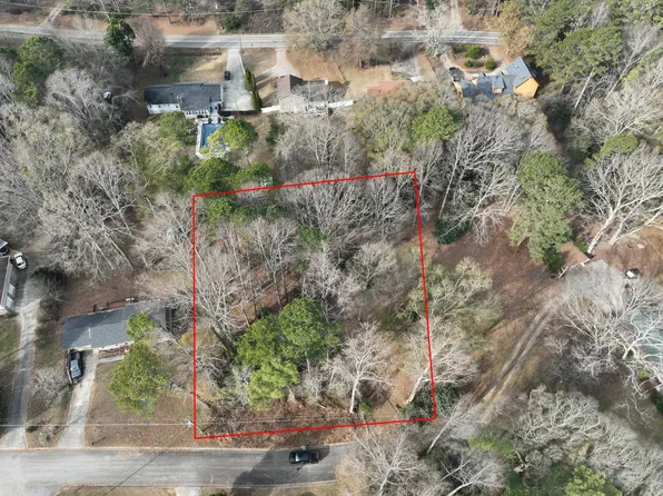 4940 Westridge Ln, Powder Springs, GA 30127