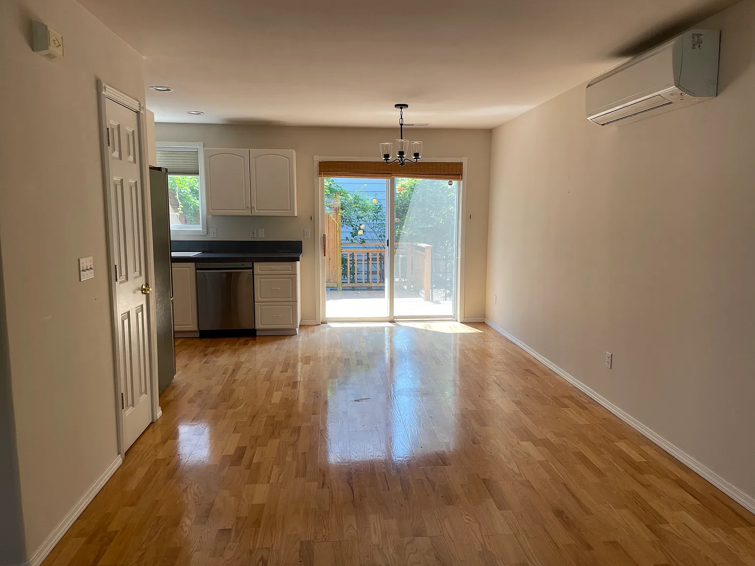 1632 SE Knapp St — Photo 4