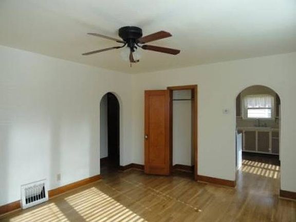 811 7th Ave living room