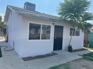 704 Lilac St #B, Bakersfield, CA 93308