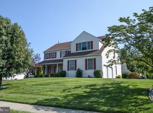 7 Claremont Dr, Doylestown, PA 18901
