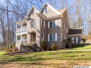 894 Old Big Cove Rd SE, Owens Cross Roads, AL 35763