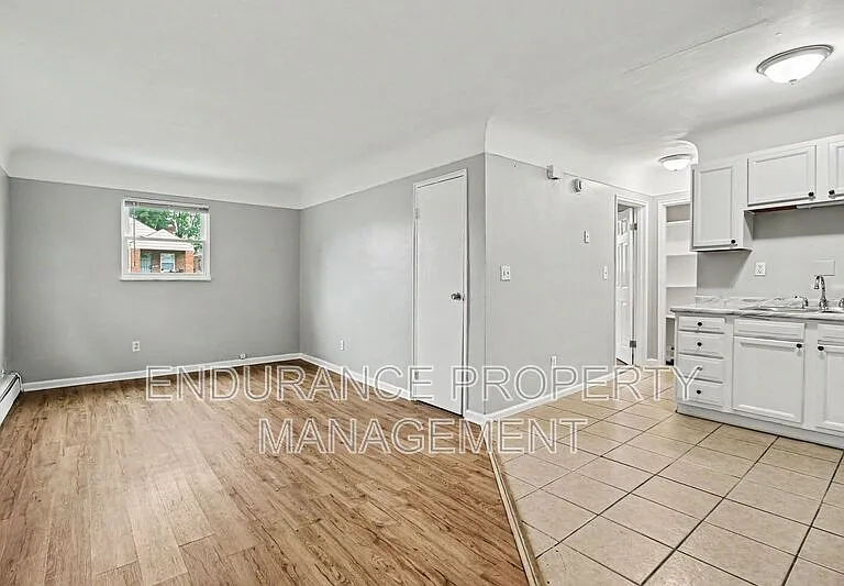 1932 Truitt Ave #1 — Photo 6