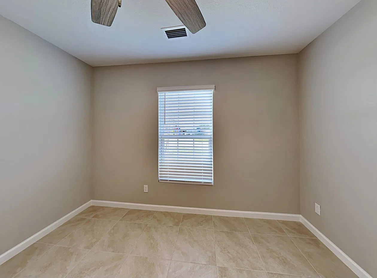 3 bed, 1222 sqft, $1,560 — Photo 1