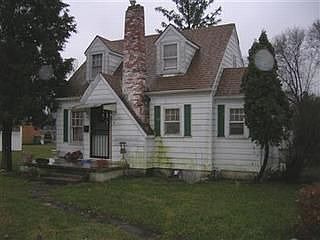 1st image of 3560 Evansville Ave