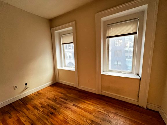 2nd image of 8 E 30th St #5C