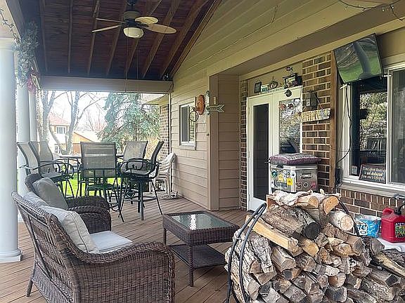 3rd image of 1453 Gainesboro Ct