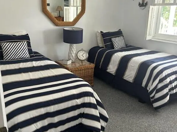 2760 Banyan Rd, Boca Raton, FL