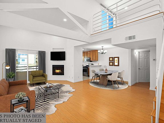 2nd image of 1527 9th St APT 303