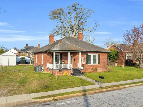 105 Draper St, Ninety Six, SC 29666