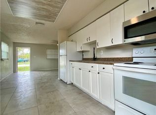 1534 Oak Dr, Fort Myers, FL 33907