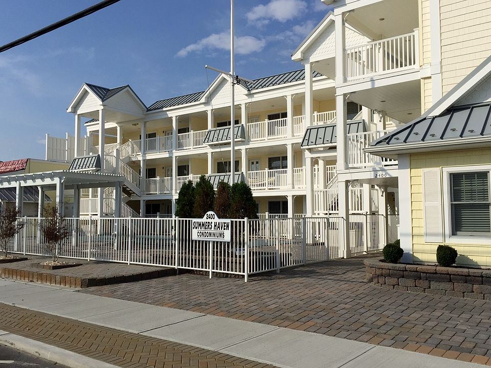 2400 #4 Grand Central Ave