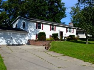 46 Windsor Rd, Massena, NY 13662