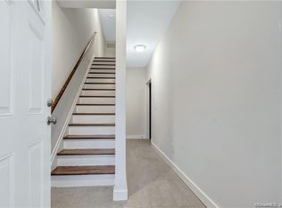 533-535 Gregory St #B, Bridgeport, CT 06604