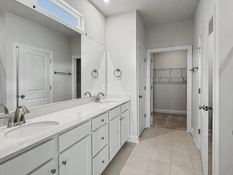 7461 Linda Vista Ln — Photo 12