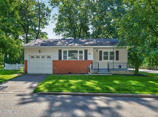 11 Kentucky Way, Whiting, NJ 08759