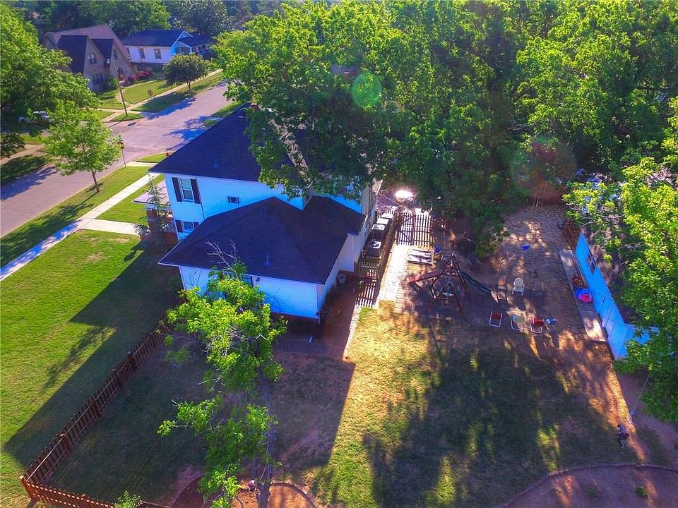 230 E 3rd St, Edmond, OK 73034 Zillow