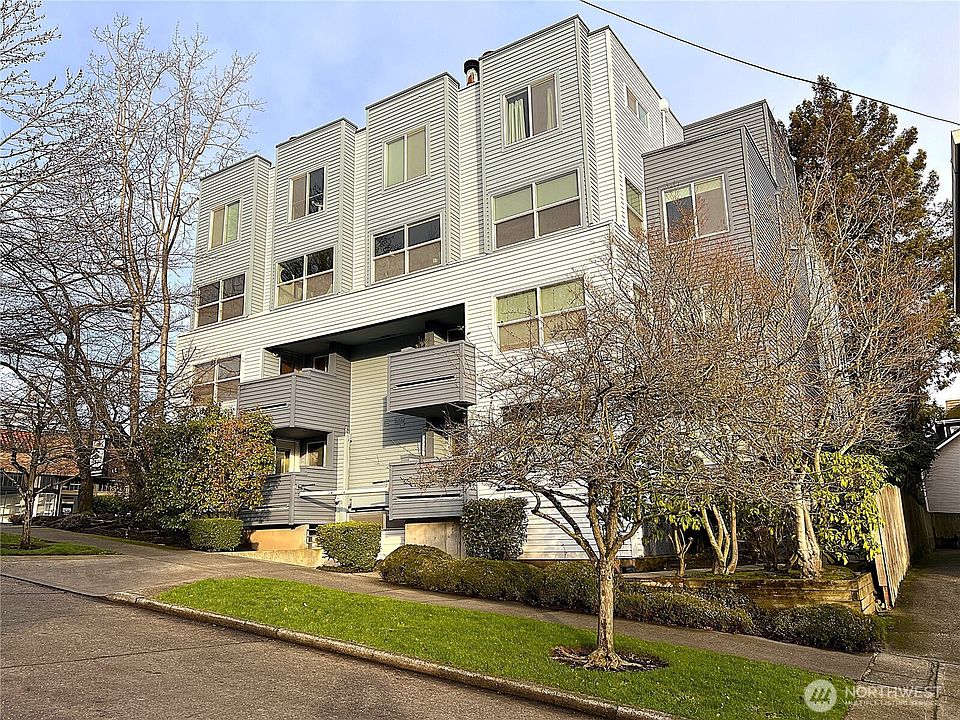 1st image of 7600 Greenwood Avenue N #206