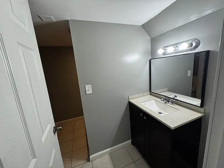 2408 Melody Ln NW — Photo 22