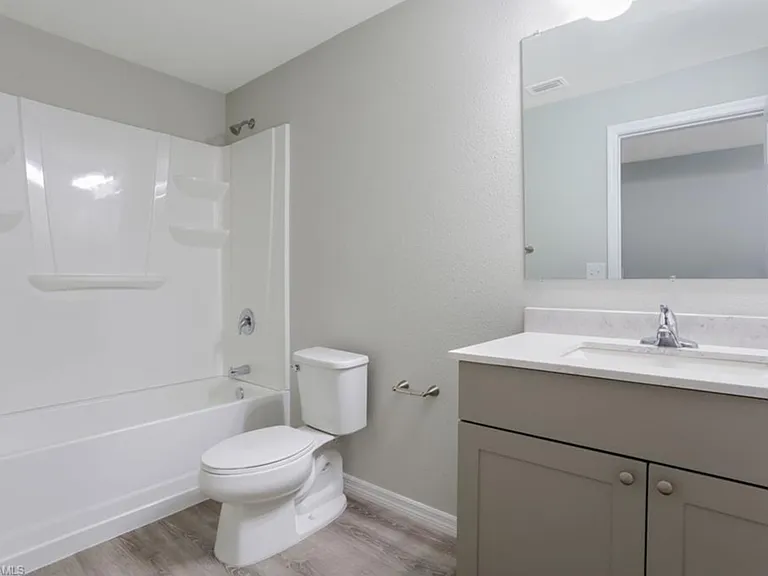 17420 Birchwood Ln #2 — Photo 4