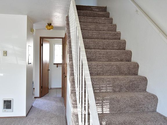 4th image of 20427 28th Ave W APT 1