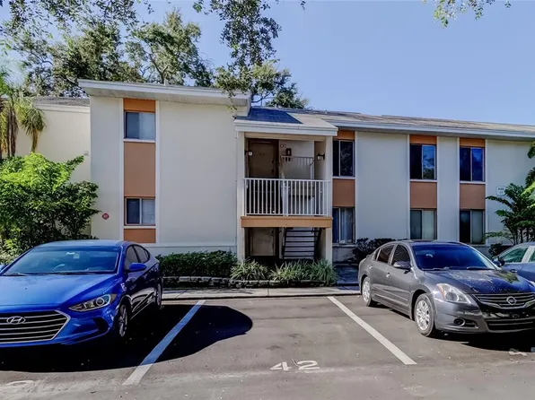 720 100th Ave N APT 202, Saint Petersburg, FL 33702