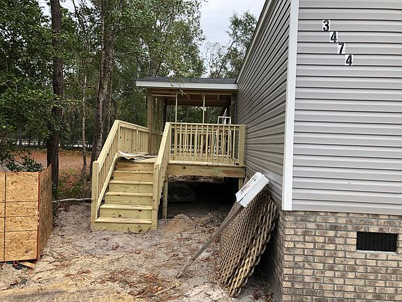 3rd image of 3474 Tarpon Ct SE