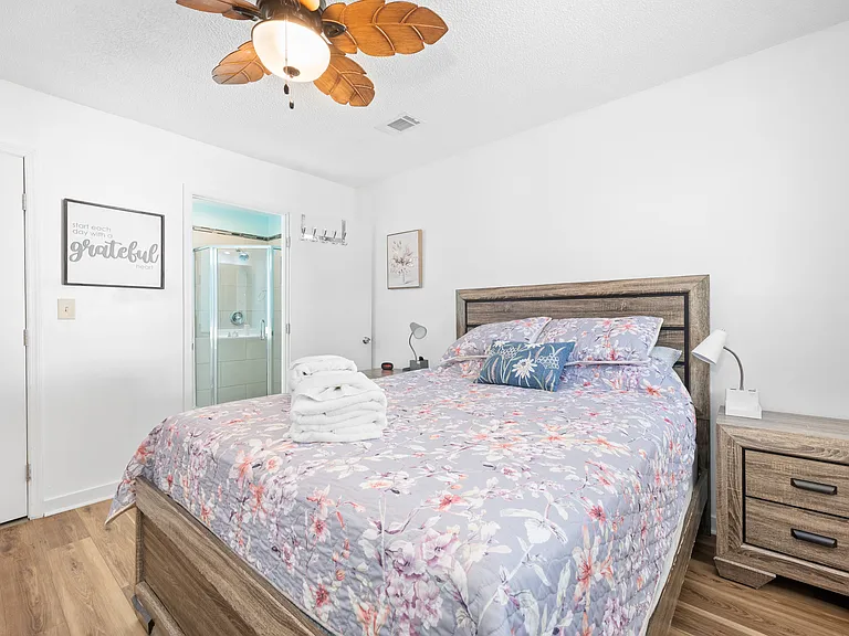 114 Cambridge Rd — Photo 13