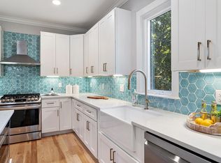 213 Lincoln Ct, Raleigh, NC 27610