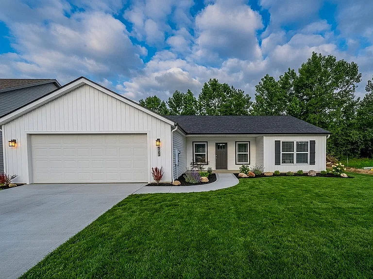 5363 Mallard Cir — Photo 1