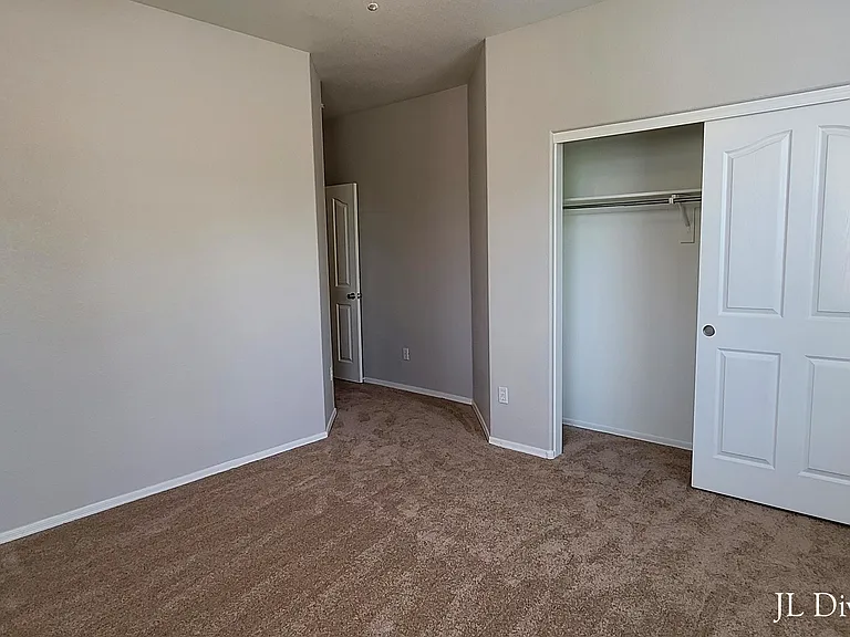 6895 S Amethyst Dr — Photo 12
